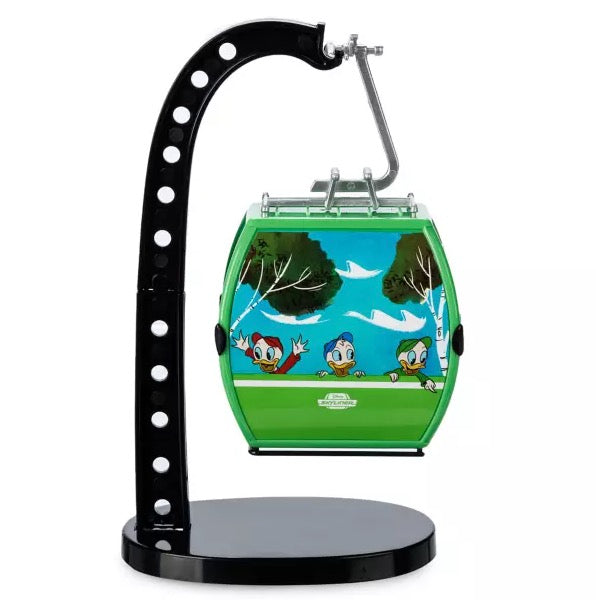  Disney Collectible Figure - Disney Skyliner - Donald Duck And Friends