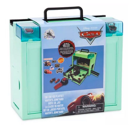  Disney On The Go Play Set - Mater's Junkyard - Cars