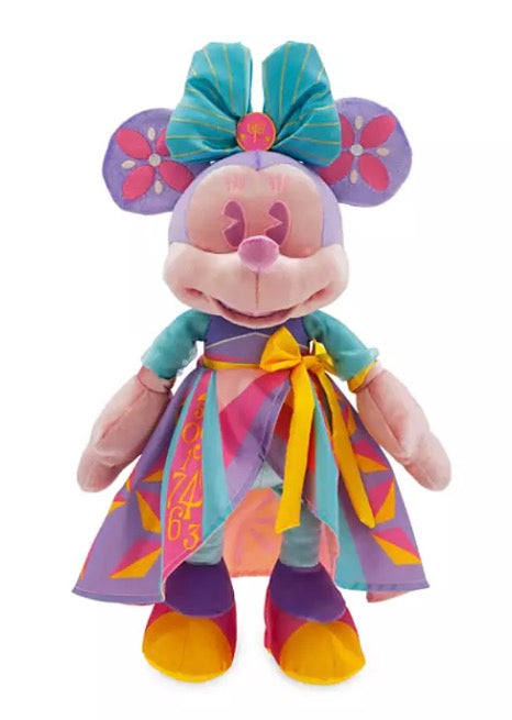  Disney Plush - It's A Small World - Main Attraction - Minnie
